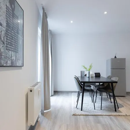 Limehome Kibbelstrasse Apartmán *